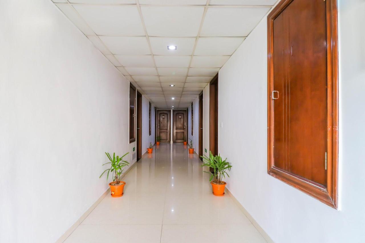Treebo Trend Hotel Parker Ahmedabad Eksteriør bilde