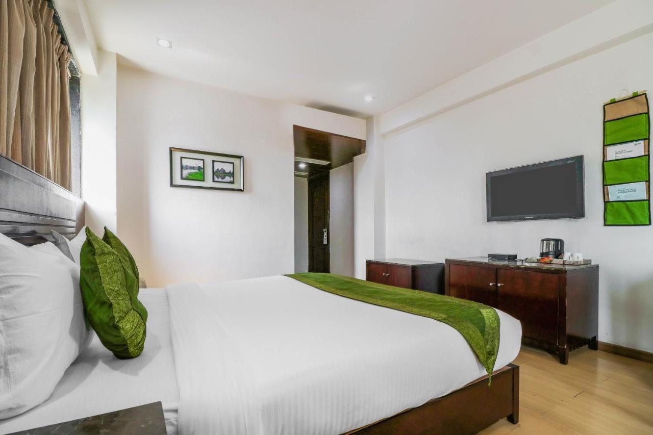 Treebo Trend Hotel Parker Ahmedabad Eksteriør bilde