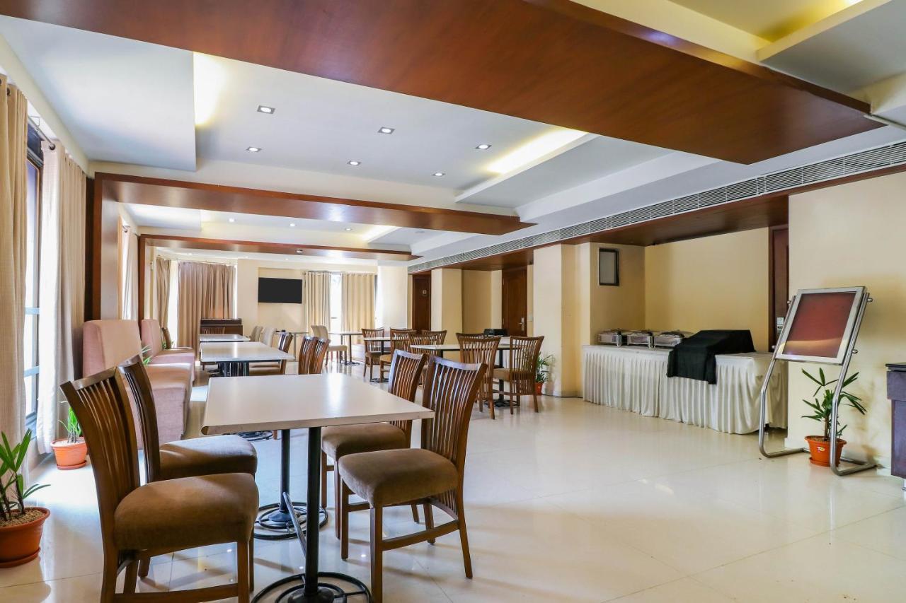 Treebo Trend Hotel Parker Ahmedabad Eksteriør bilde