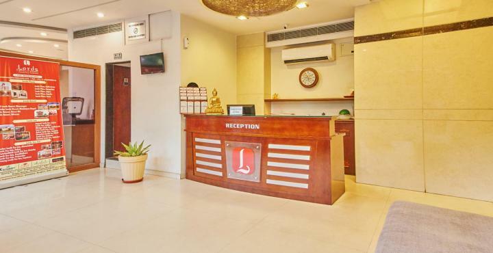 Treebo Trend Hotel Parker Ahmedabad Eksteriør bilde